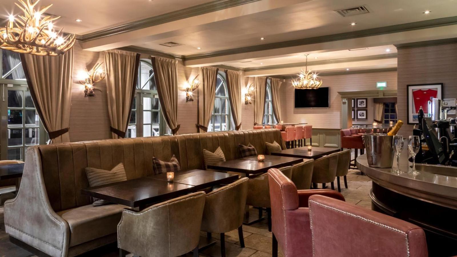 Mottram Hall Macclesfield Bagian luar foto